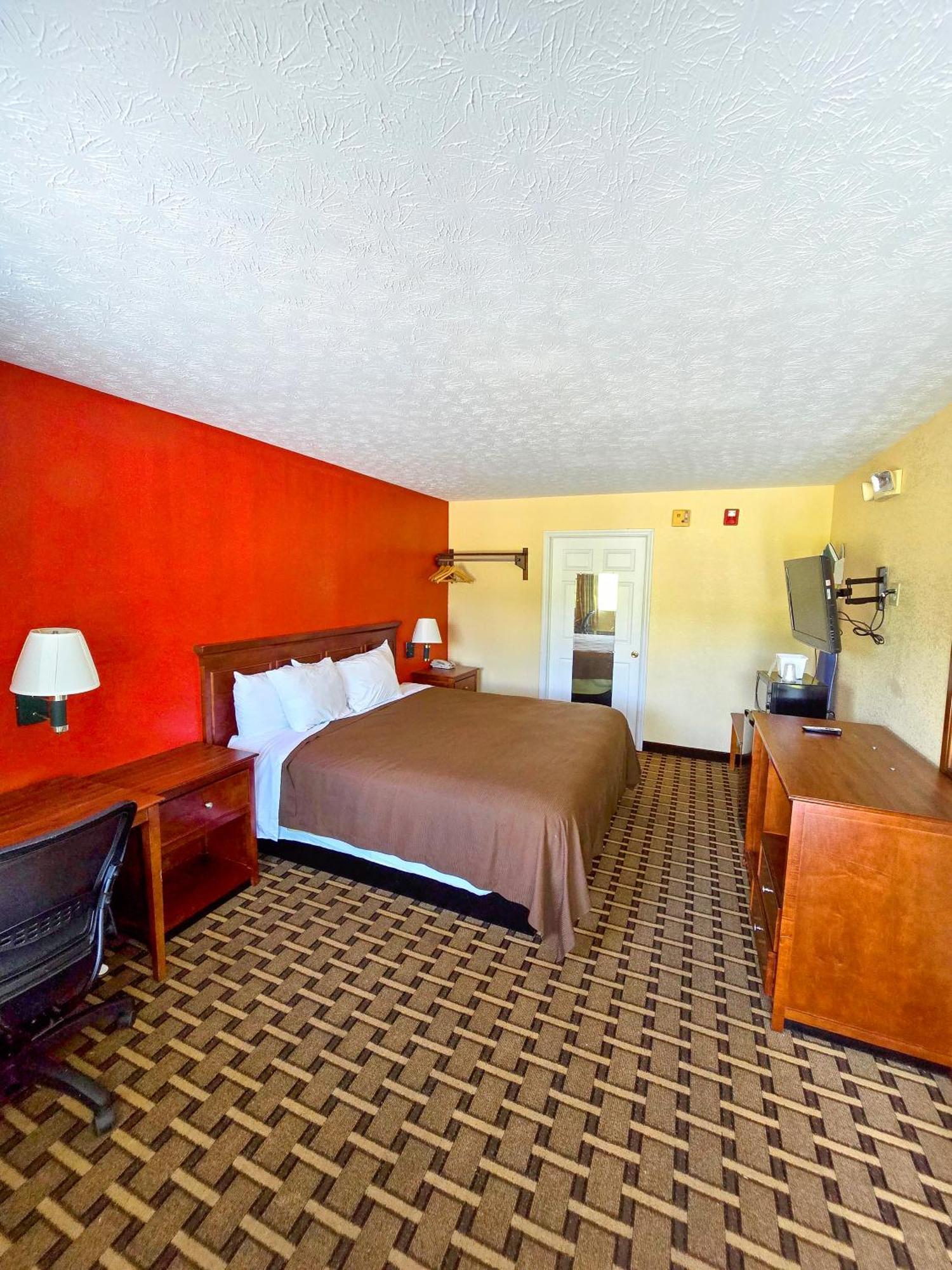 Garden Inn And Suites Near Callaway Gardens Pine Mountain Esterno foto
