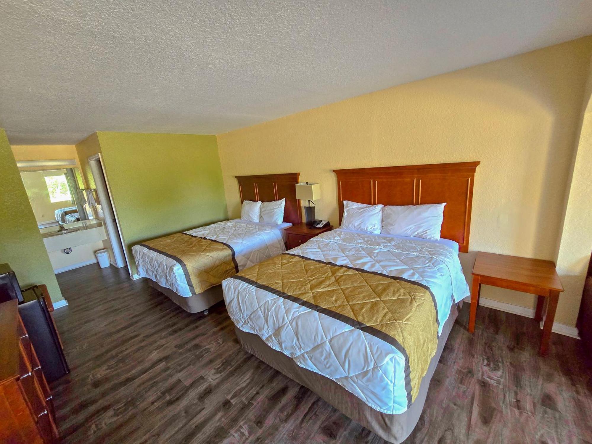 Garden Inn And Suites Near Callaway Gardens Pine Mountain Esterno foto