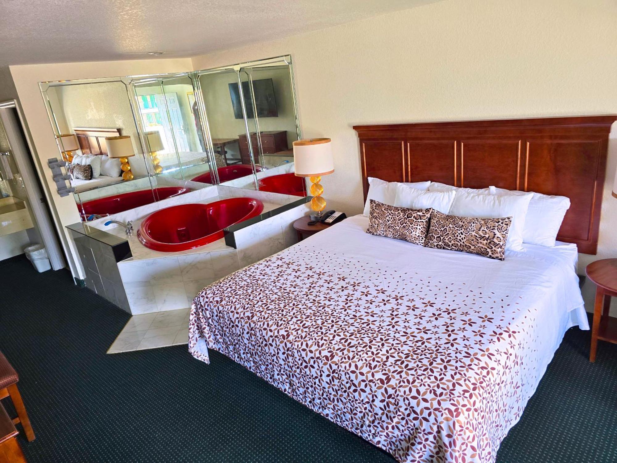 Garden Inn And Suites Near Callaway Gardens Pine Mountain Esterno foto