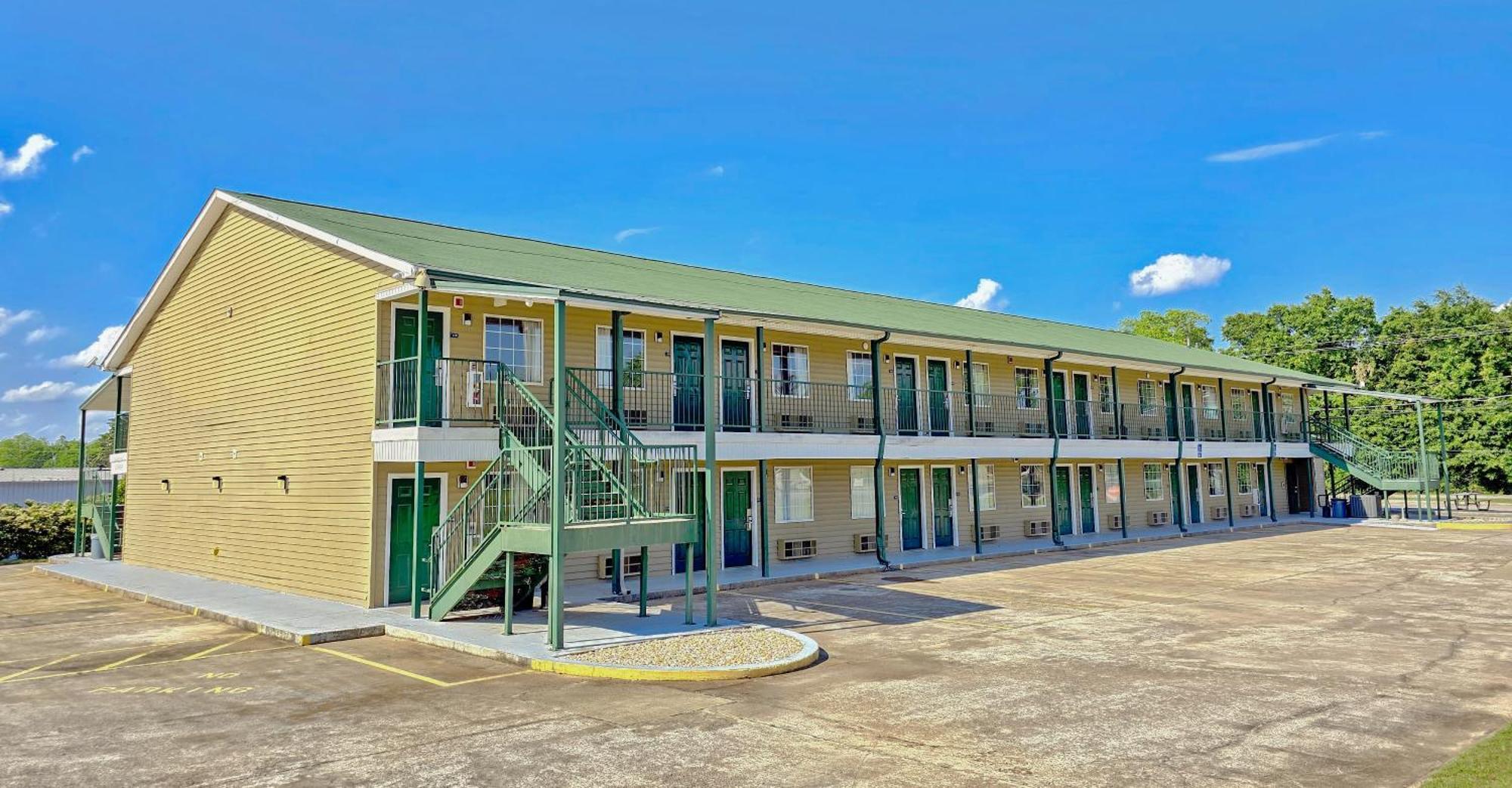 Garden Inn And Suites Near Callaway Gardens Pine Mountain Esterno foto