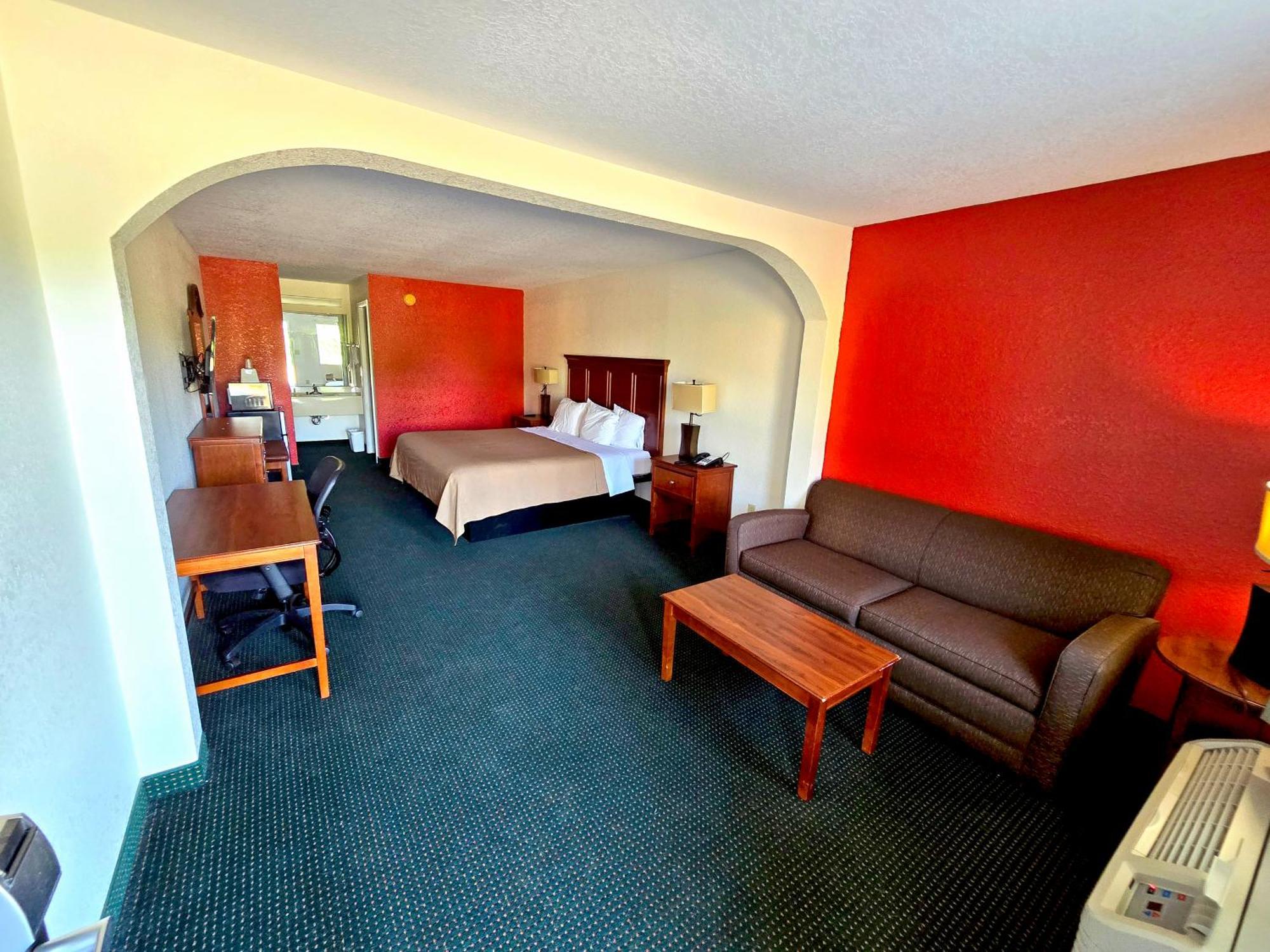 Garden Inn And Suites Near Callaway Gardens Pine Mountain Esterno foto
