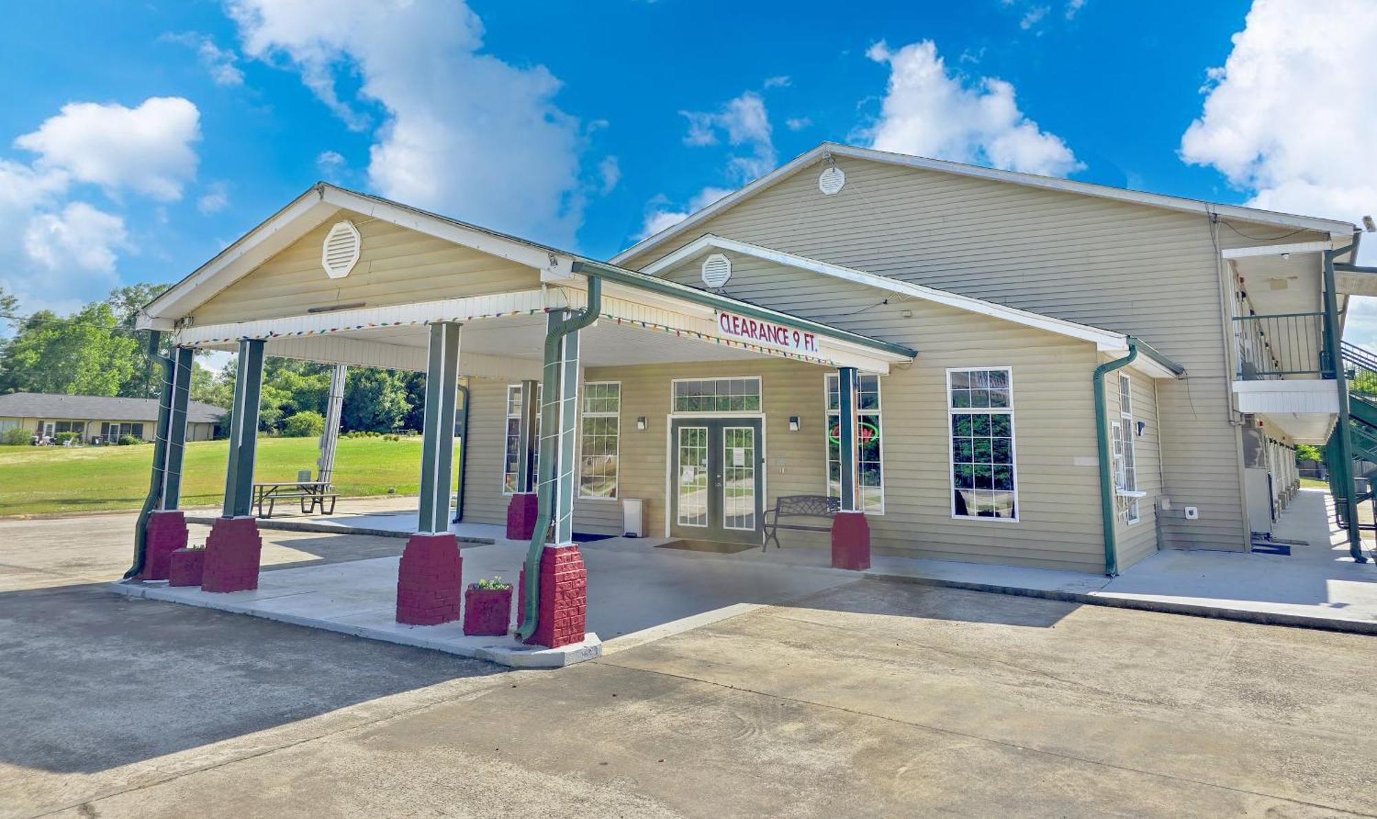 Garden Inn And Suites Near Callaway Gardens Pine Mountain Esterno foto